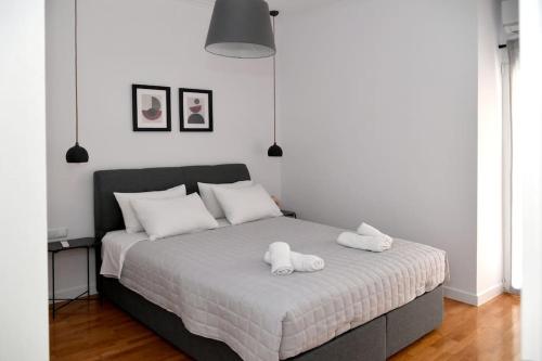 Modern Apartment in Ipitou, Plaka, Athens