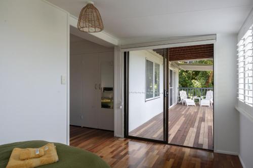 Serenity - Gold Coast hinterland getaway for a couple, family or group