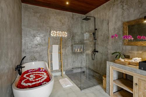 One Bedroom Pool Villa with Rice Field View image 10