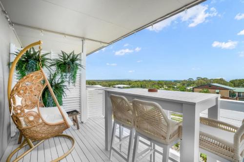 1-46 Manooka Drive - Rainbow Beach Aircon. Wifi. Pool. View