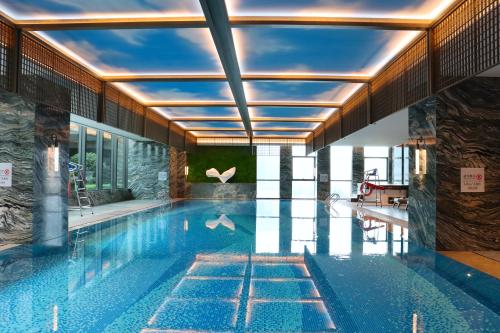 Swimming pool, JW Marriott Hotel Xi'an Southwest in Gaoxin