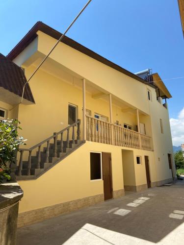. Yeghevni Guest House in Odzun