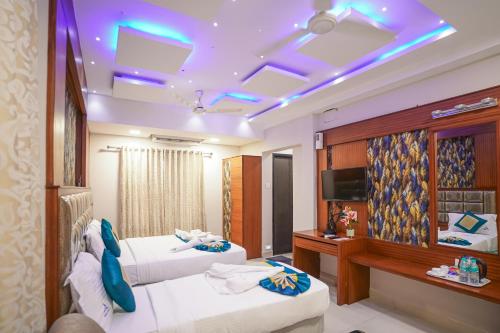 Pine Tree Boutique Hotel – Chennai, IL