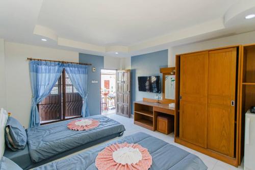 room detail thumbnail 0