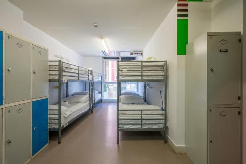 Ganbara Hostel - Self Check In, Bilbao (photo 8)