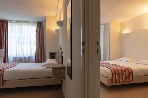 1 double bed, 1 sofa bed