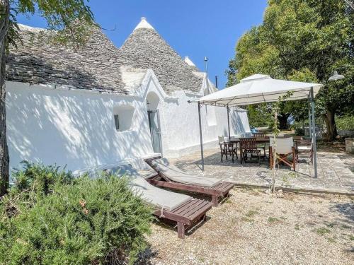 Trullo Incantevole per 6 Persone