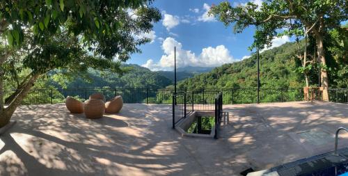 Indra Manel Family Holiday Resort - 시설