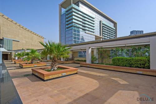 Limited Time Offer Stylish 1BR near to Metro by Deluxe Holiday Homes, Dubai (Foto 6)