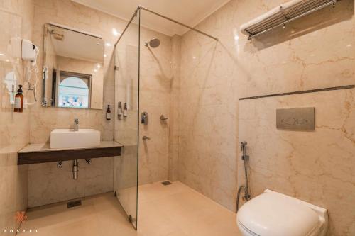 Superior Double Room image 6