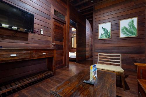 Palvelut, RedDoorz Resort @ Taman Wisata Mangrove in Cengkareng