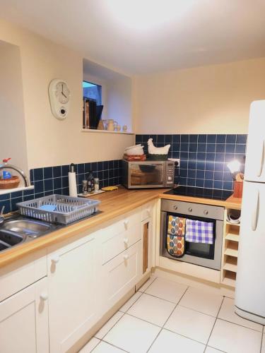 Facilities, Black Dog House in Westgate