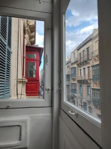 Double or Twin Room with Balcony image 5