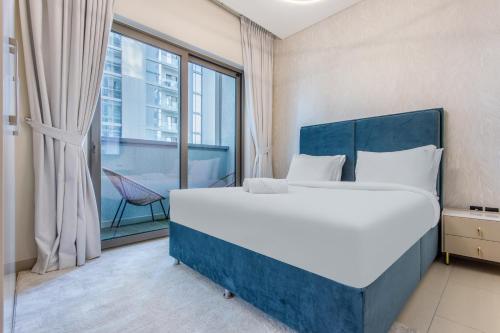 STAY BY LATINEM Luxury 1BR Holiday Home CVR B1701 near Burj Khalifa, Dubái (foto 9)