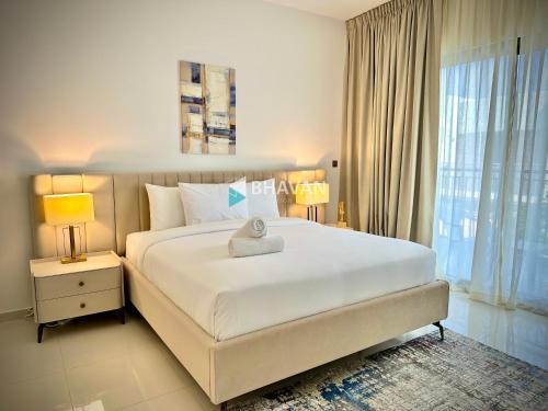 Calm Chaos 4 BR Villa with maid Room in Damac Hills 2 By Bhavan Vacation Homes, Дубай (фото 9)