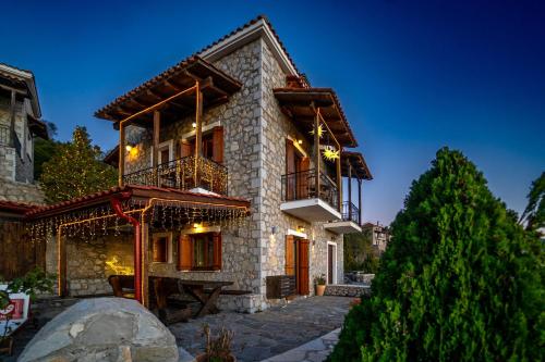 Rock Dandy Deluxe Chalet in Arachova - Delphi, Sauna, Prv Parking, Amazing View - Arachova