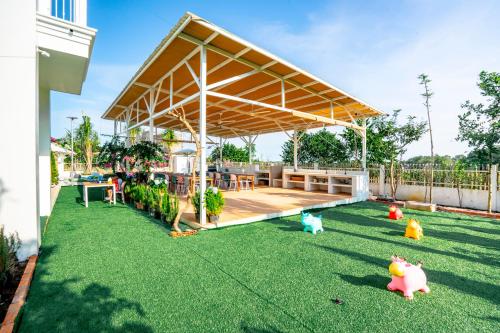 Playground, Mia Luxury Villa Binh Chau near Binh Chau Hot Springs