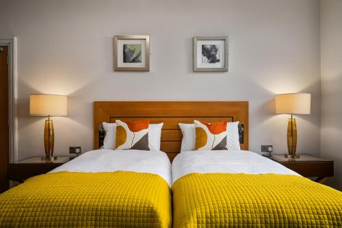 Elephant and Castle – Wakefield