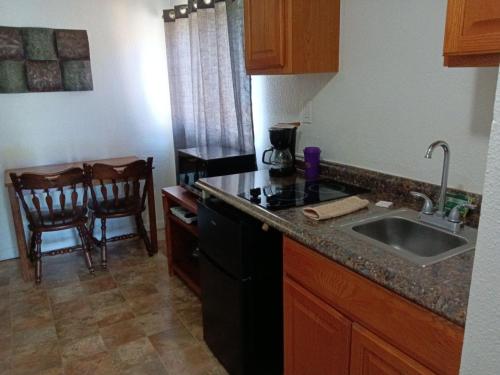 ANS INN & SUITES