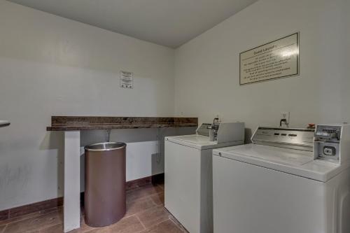 Park Inn by Radisson Salt Lake City -Midvale - image 7