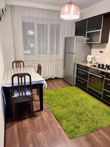 Уютная трехкомнатная кв Курмангазы 5, Atyraū (fotografie 7)