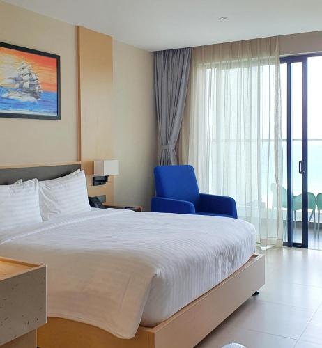 Seaview Cam Ranh Beach Resort Nha Trang Near The Airport Best Location