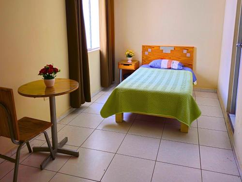 . Hostal Santa Barbara