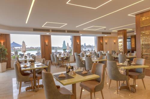 餐廳, Nile Club hotel in 吉薩市