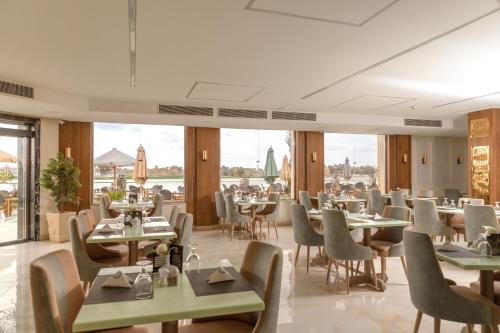 餐廳, Nile Club hotel in 吉薩市