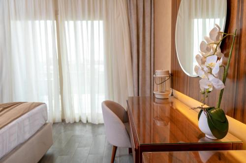 Nile Club hotel Room Type - Deluxe Double or Twin Room with River View