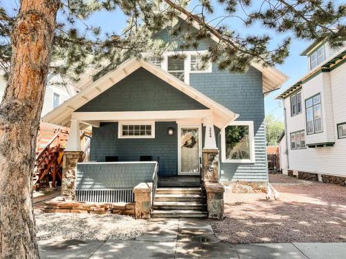 Stunning remodeled Downtown dream home! in Colorado Springs, USA