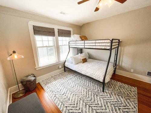 Stunning remodeled Downtown dream home! in Colorado Springs, USA