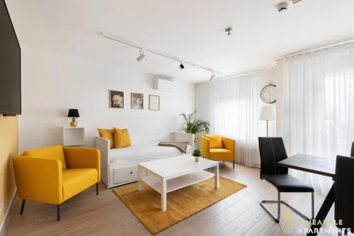 PINEAPPLE APARTMENTS - Zwinger IX - 80qm - 1x free parking, Drážďany (fotografie 2)