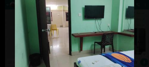 ARUDRA BUDGET suites in Ongole