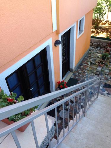 Two-Bedroom Apartment with Balcony image 6