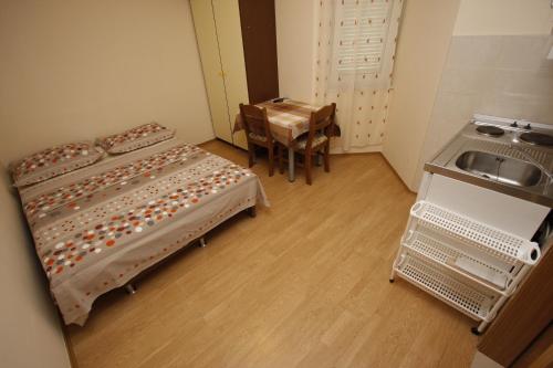 1 queen bed