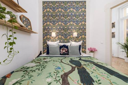 Fully equipped apartment Budapest Hungary - image 8