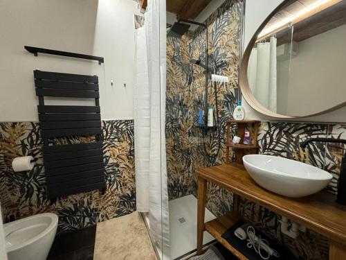Venus Two-Floored Stylish Apartment in the City Center, Флоренция (фото 11)