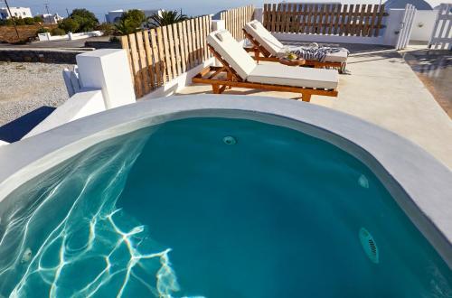 Athiri Santorini Family Friendly Hotel - image 4