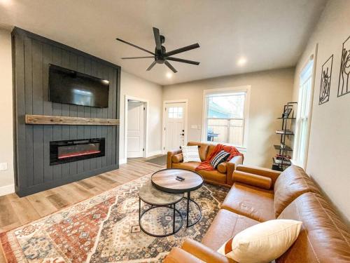 Designer Retreat / Central loc/walk to brewery/café in Colorado Springs, USA