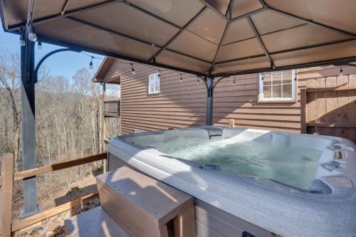 Marble Vacation Rental with Hot Tub and Fire Pit