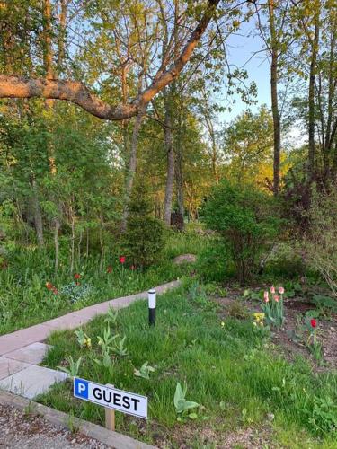 Small cozy 3-room house with terrace & large garden in Turisalu