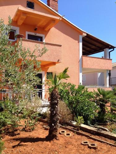 Two-Bedroom Apartment with Balcony image 4