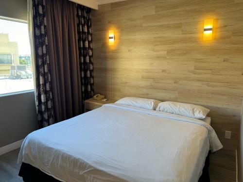 Garden Suite Hotel and Resort - image 14