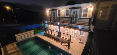 2 PALMAS STR in 아과딜라
