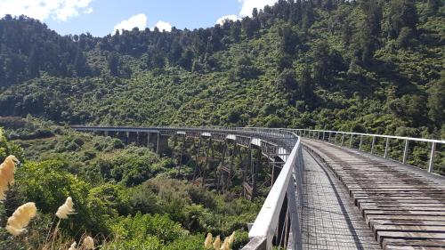 鲁阿佩胡山汽车旅馆