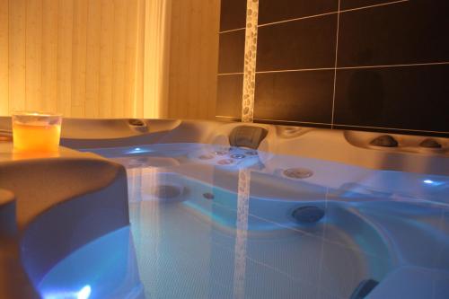 Logis Latitude Ouest Hôtel Rest. & Spa