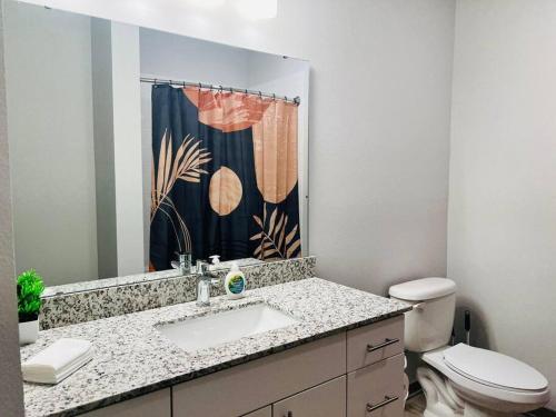 1BD/1BA Resort-Style Haven in Orlando, FL