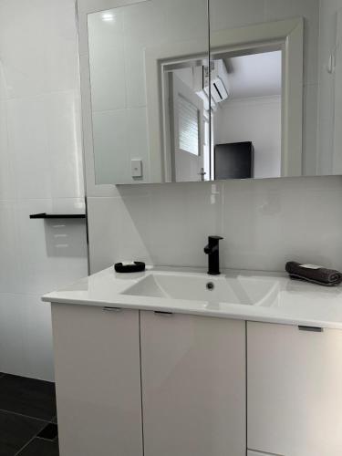 Away on Blende Studio Loft, Broken Hill (foto 3)