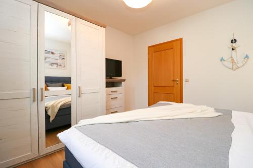 Apartment with Sea View image 6